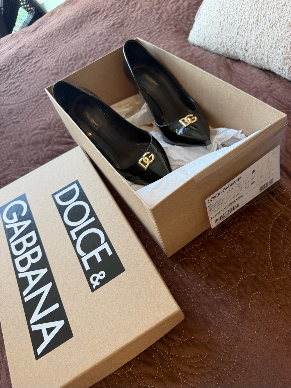 Dolce & Gabbana Black Patent Pointed Toe Pumps with Gold DG Accent